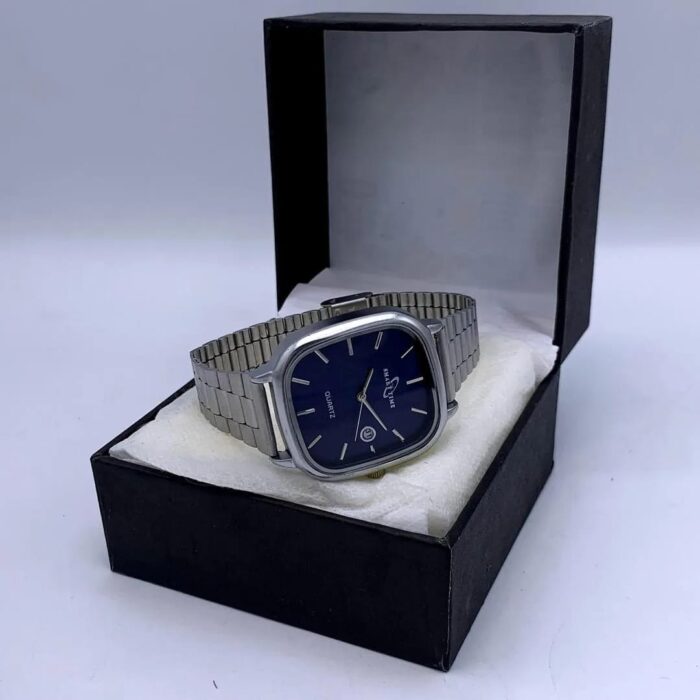Unisex Movement: Quartz, Water Resistant Watch - Image 5